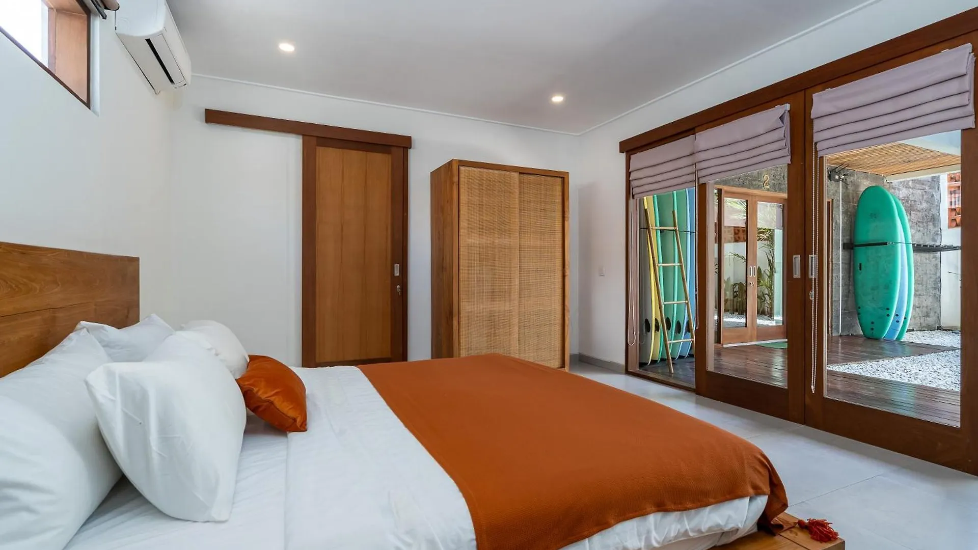Beta Stay And Surf Canggu  Homestay Canggu (Bali)