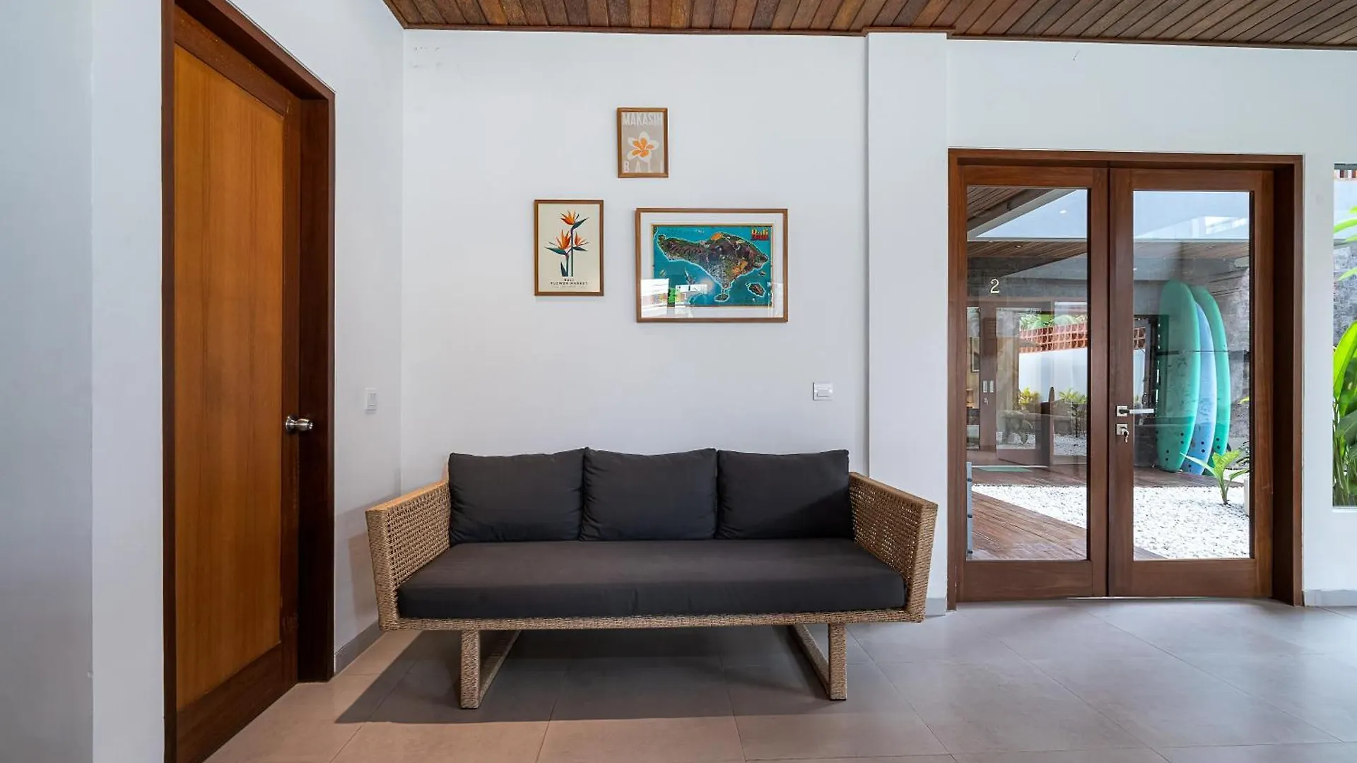 Beta Stay And Surf Canggu  Homestay Canggu (Bali)